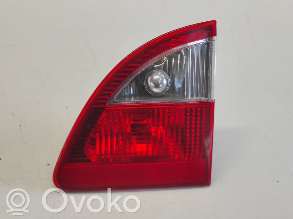 Ford Galaxy Lampy tylnej klapy bagażnika 