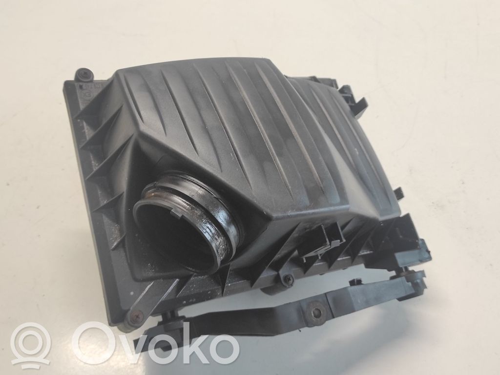 Opel Corsa C Oro filtro dėžė 