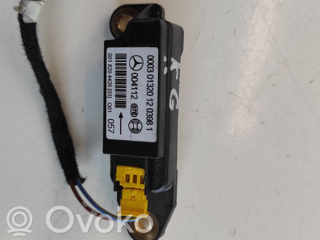 Mercedes-Benz C W203 Airbag deployment crash/impact sensor 
