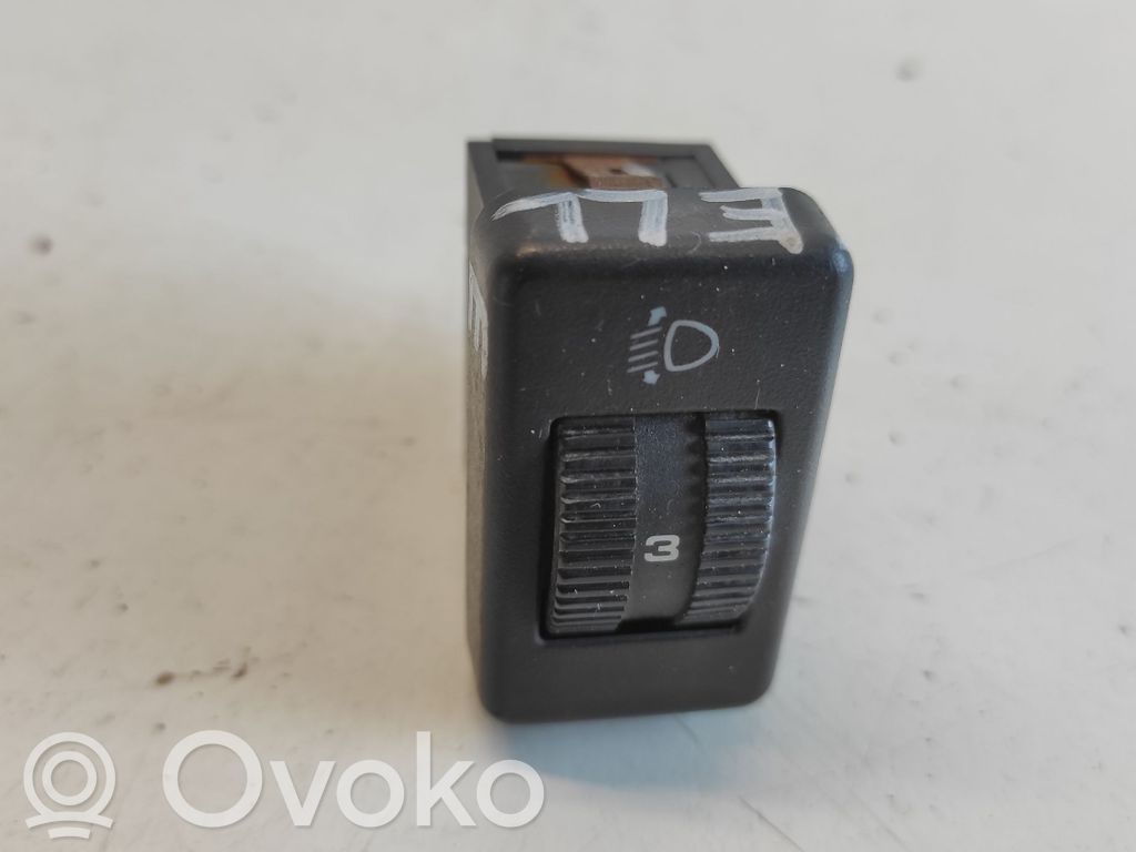 Volkswagen Transporter - Caravelle T4 Headlight level height control switch 