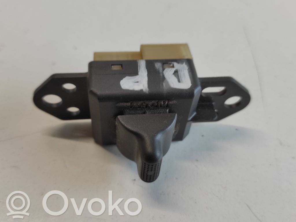 Dodge Caravan Electric window control switch 