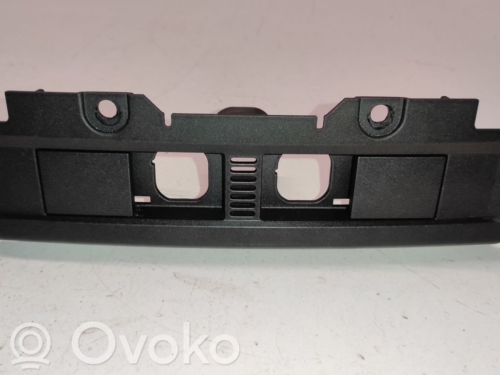 Ford Focus Kita salono detalė 