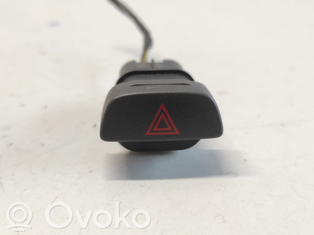 Ford Focus Hazard light switch 