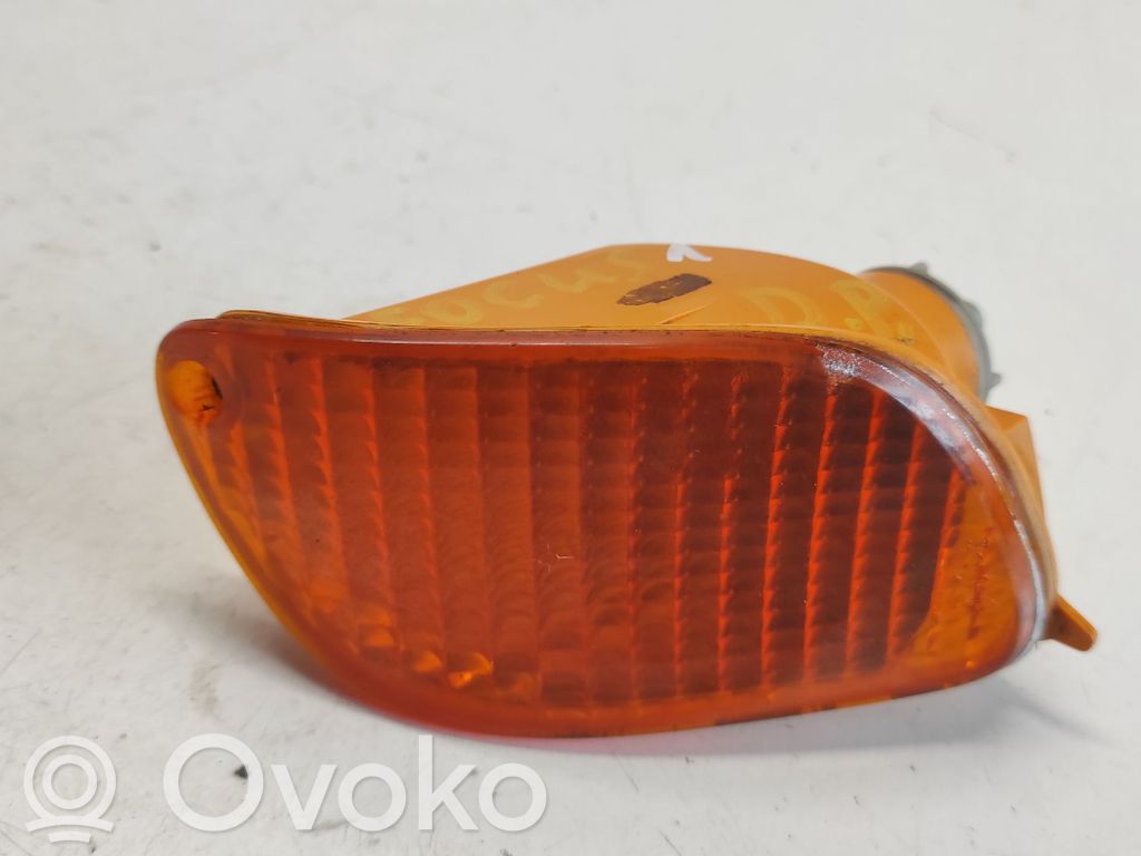 Ford Focus Front indicator light 