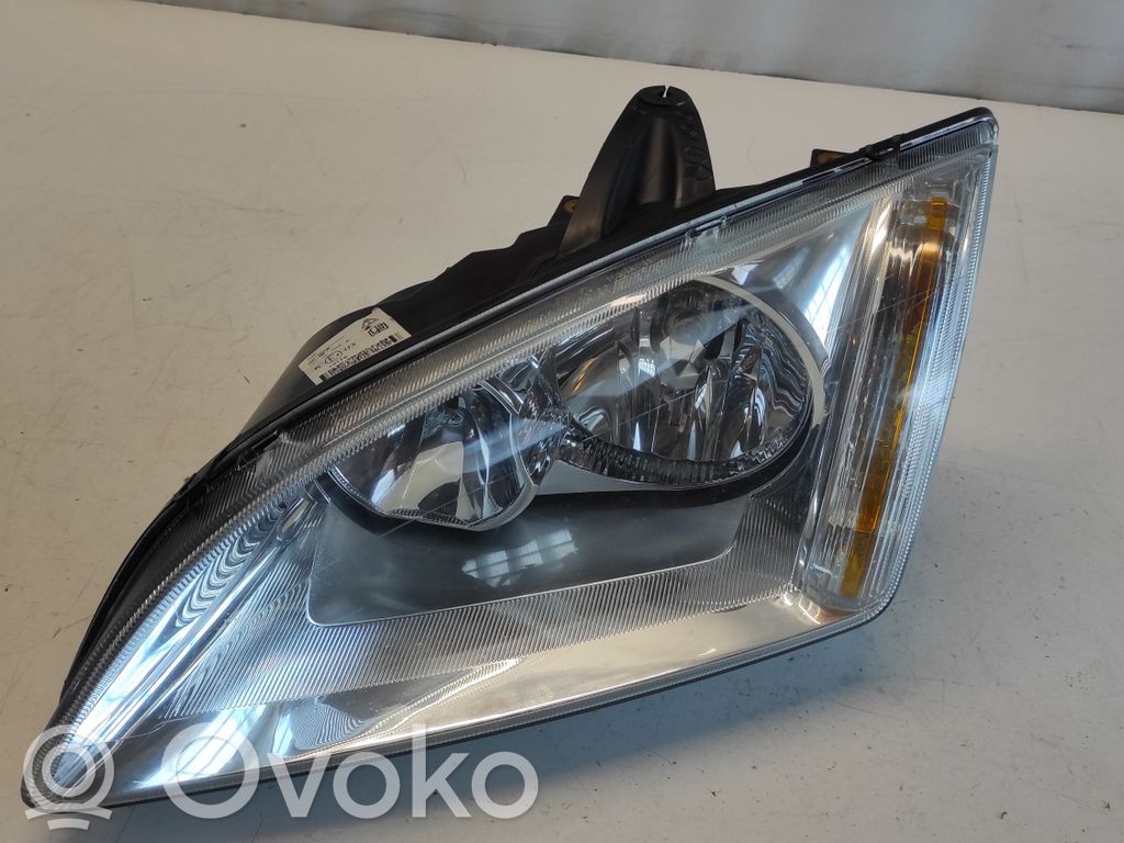 Ford Focus Headlight/headlamp 