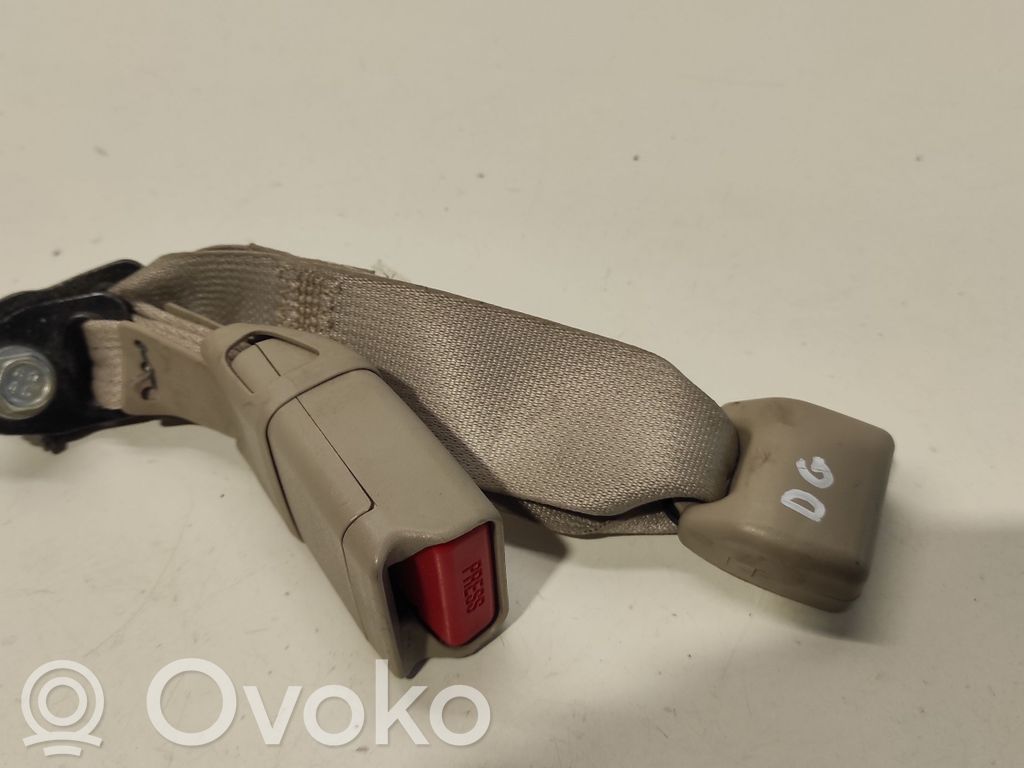 Subaru Outback Klamra tylnego pasa bezpieczeństwa 