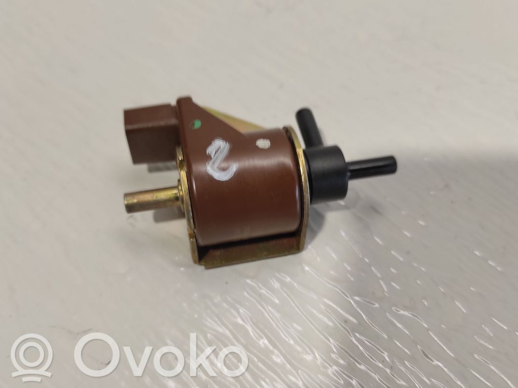 Opel Omega B2 Solenoid supapă turbosuflantă 