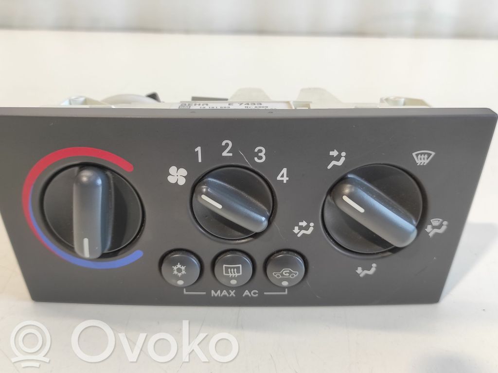 Opel Meriva A Climate control unit 