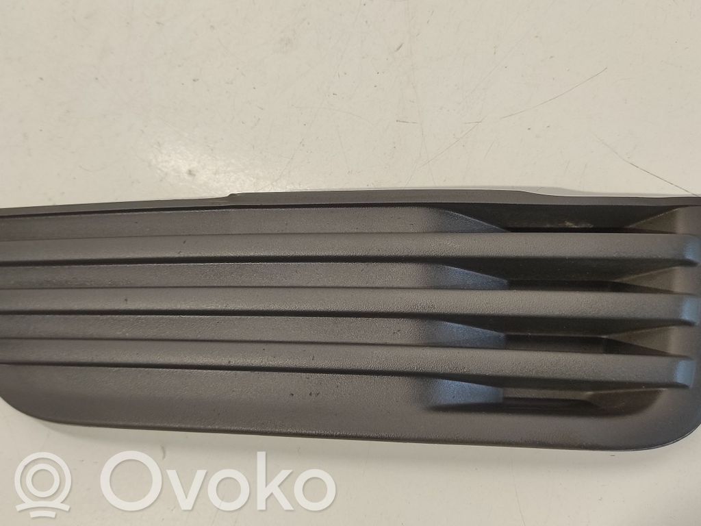 Ford Focus Etupuskurin alempi jäähdytinsäleikkö 