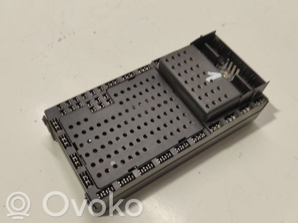 Volvo S80 Fuse module 