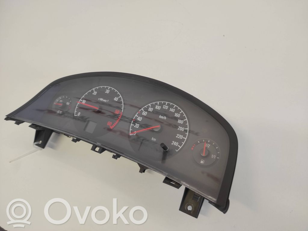 Opel Vectra C Nopeusmittari (mittaristo) 