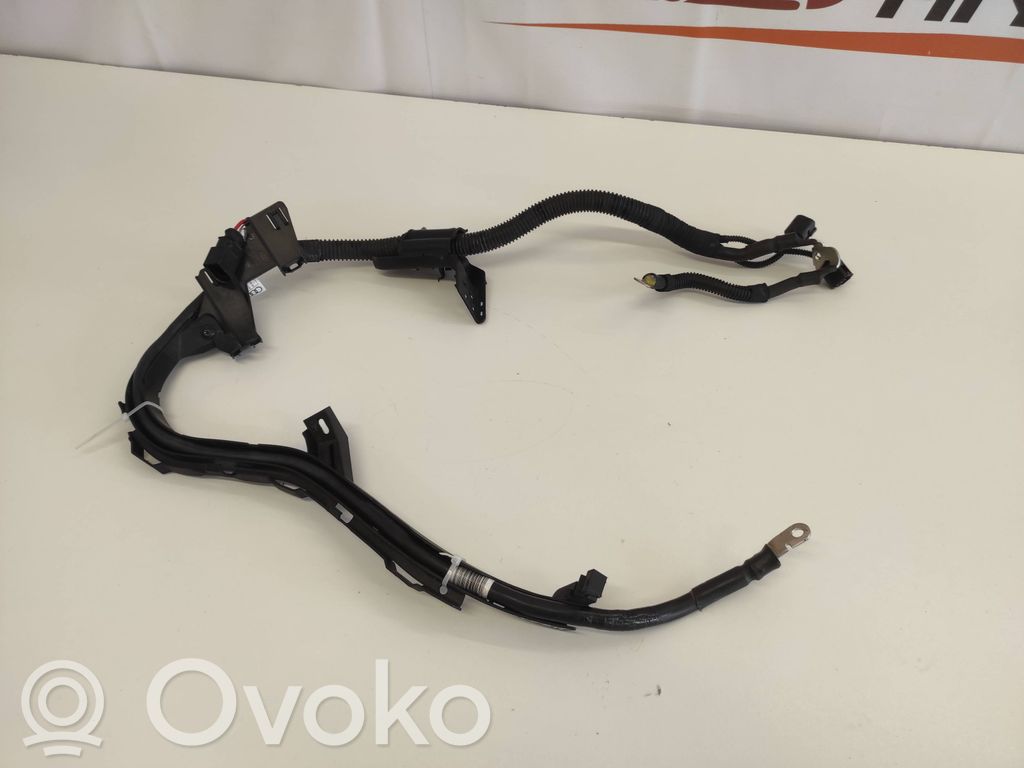 Audi Q7 4M Cable positivo (batería) 