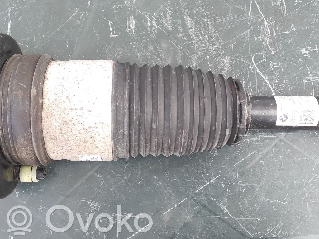 Tylny amortyzator zawieszenia pneumatycznego   814903014874