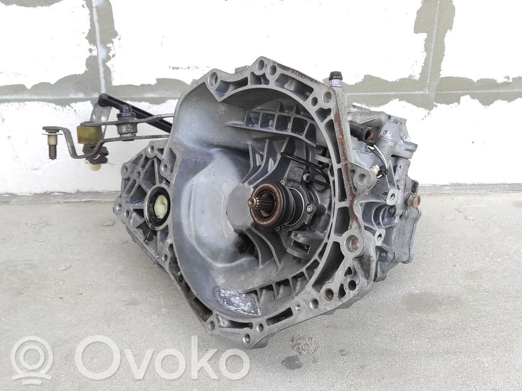 Opel Meriva A Caja de cambios manual de 5 velocidades 