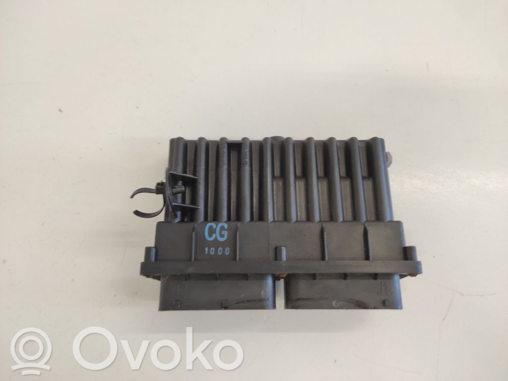 Opel Zafira A Fan control module 