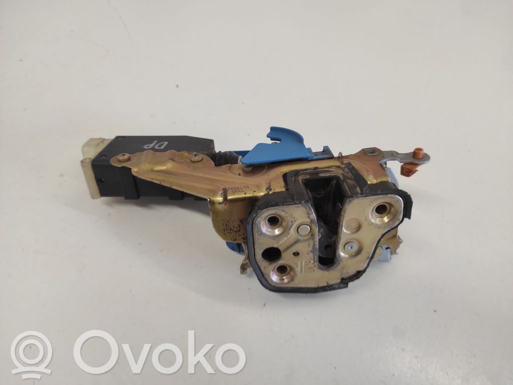 Saab 9-3 Ver1 Serrure de porte avant 