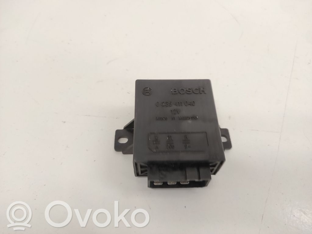 Audi 100 S4 C4 Sonstige Relais 