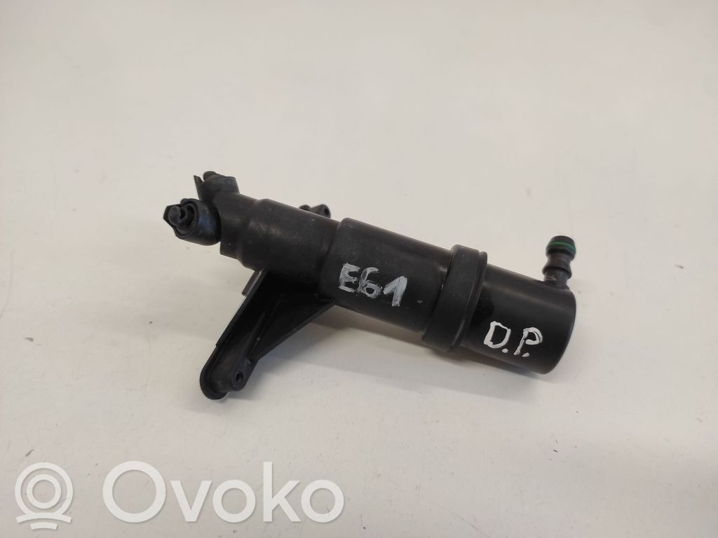 Headlight washer spray nozzle   110205