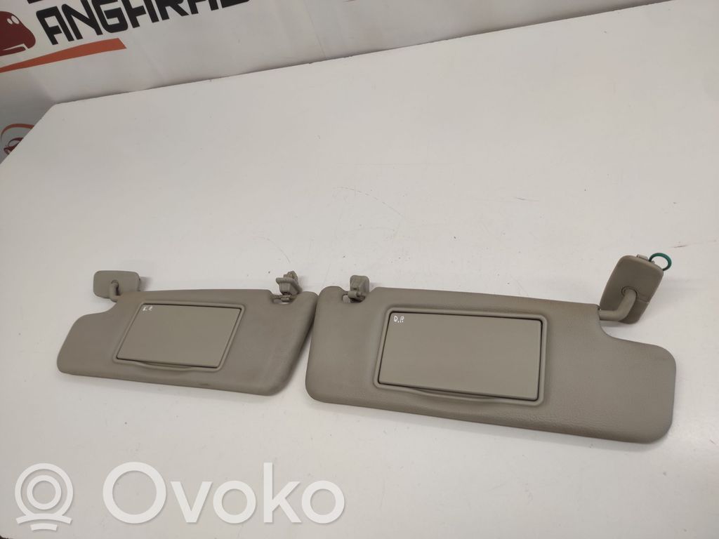 Sun visor