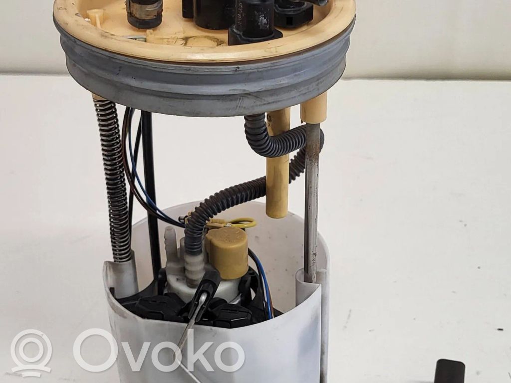 Toyota Corolla Verso AR10 Pompa carburante immersa 