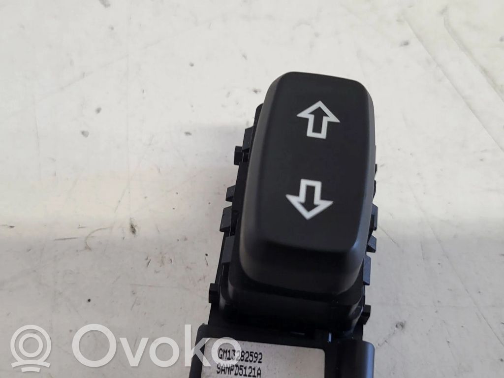 Opel Insignia A Seat control switch 