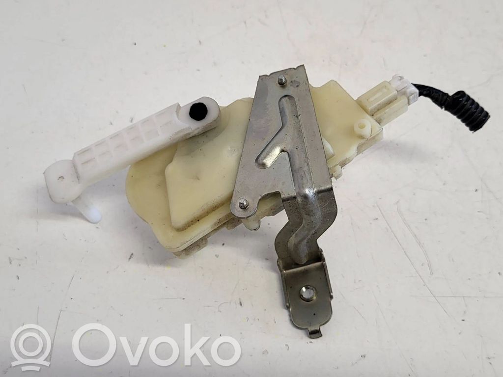 Toyota Yaris Degalų bako dangtelio spynos varikliukas 
