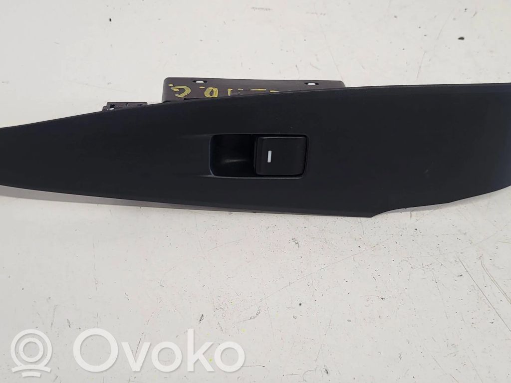Mazda 6 Electric window control switch 