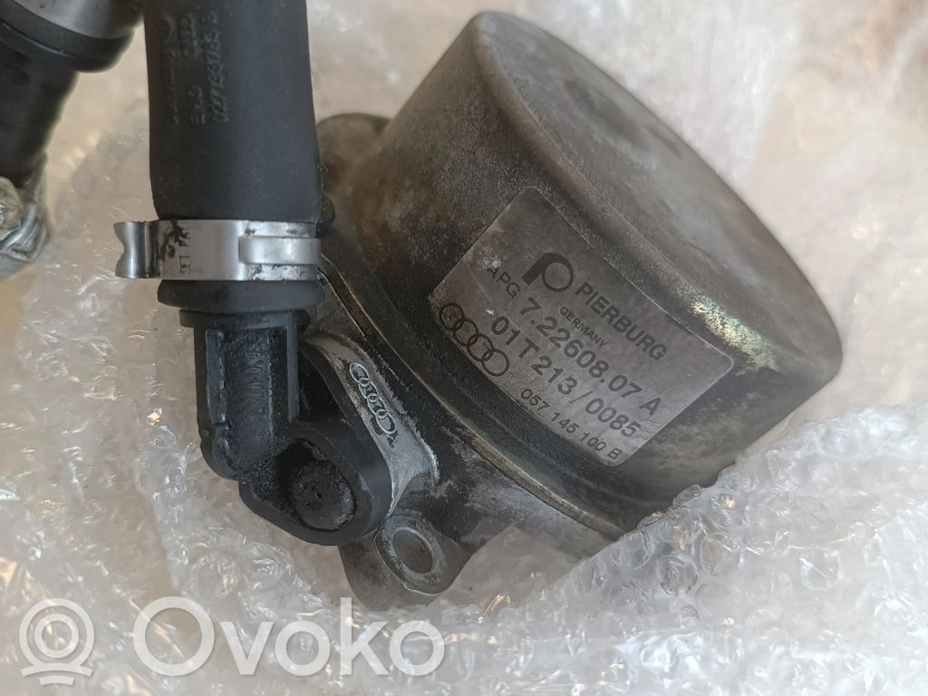 Audi A6 S6 C5 4B Pompă vacuum 