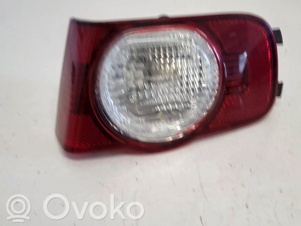 Citroen C3 Aizmugures bufera gaisma 