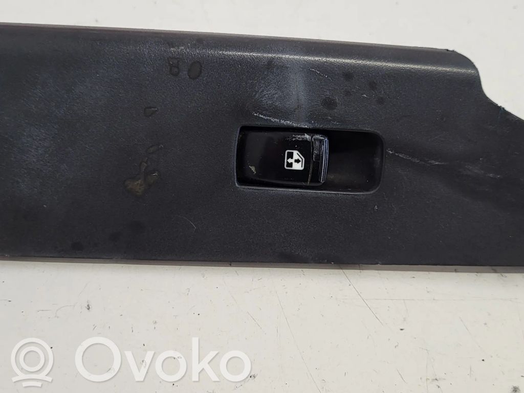 Chevrolet Aveo Electric window control switch 