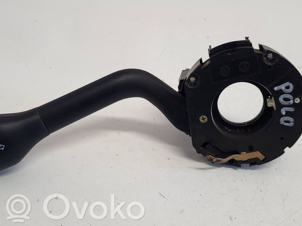 Volkswagen Polo III 6N 6N2 6NF Indicator stalk 