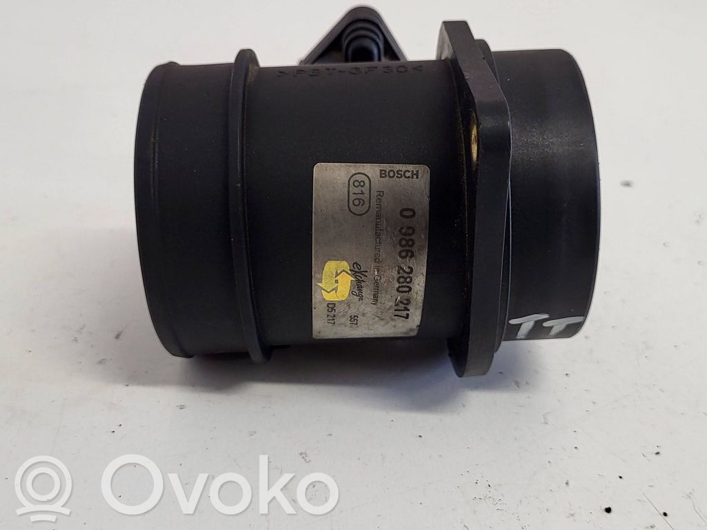 Audi A4 S4 B7 8E 8H Przepływomierz masowy powietrza MAF 