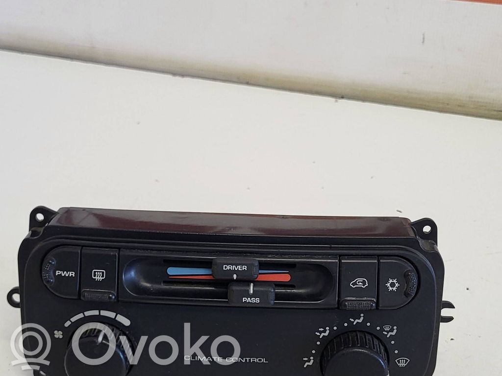 Chrysler Voyager Climate control unit 