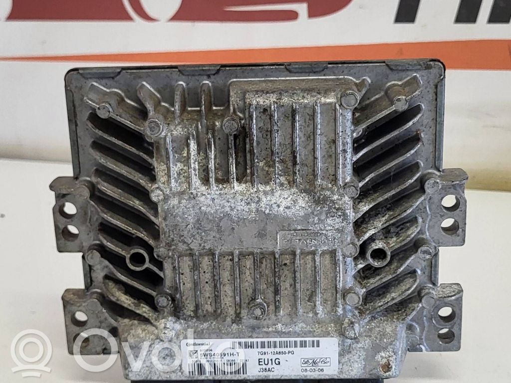 Ford Focus Engine control unit/module 