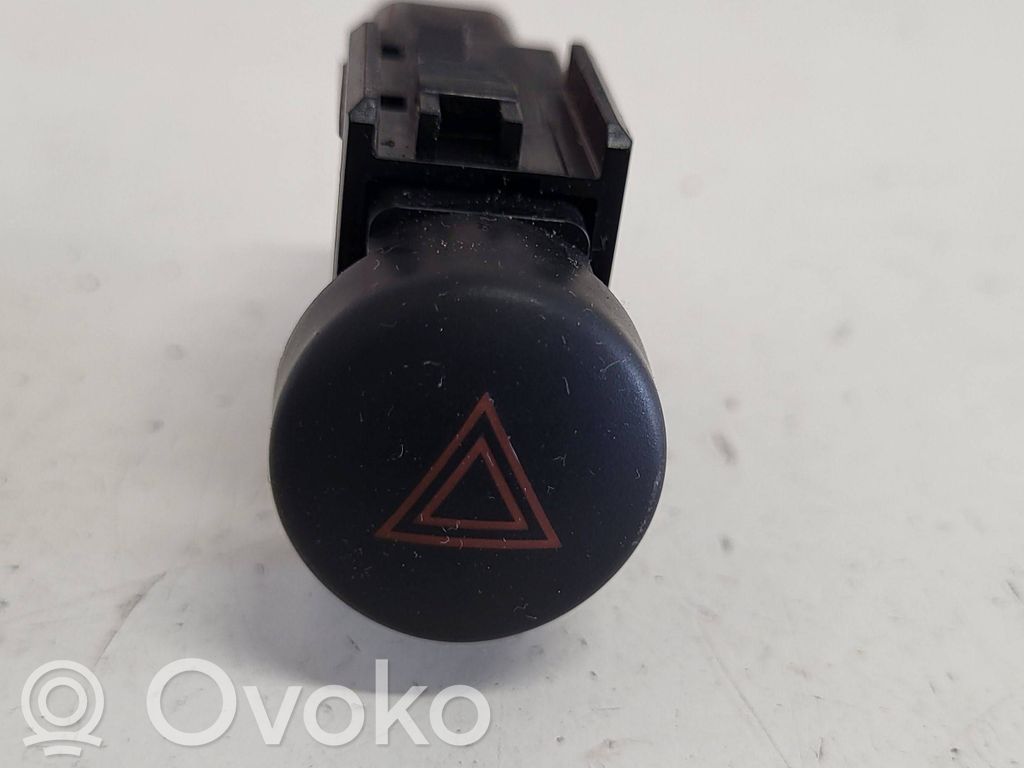 Pontiac Vibe Hazard light switch 