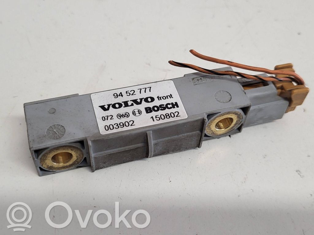 Volvo V70 Airbag deployment crash/impact sensor 