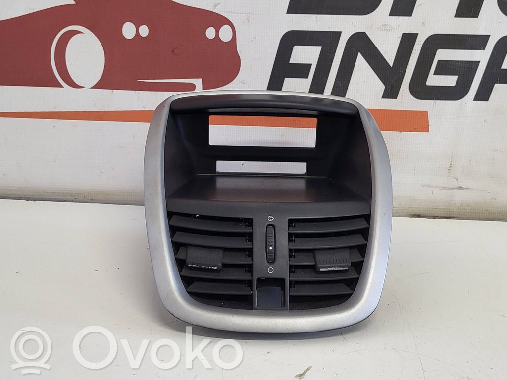 Peugeot 207 Rejilla de ventilación central del panel 