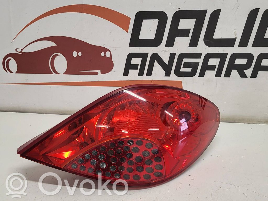 Peugeot 207 Galinis žibintas kėbule 