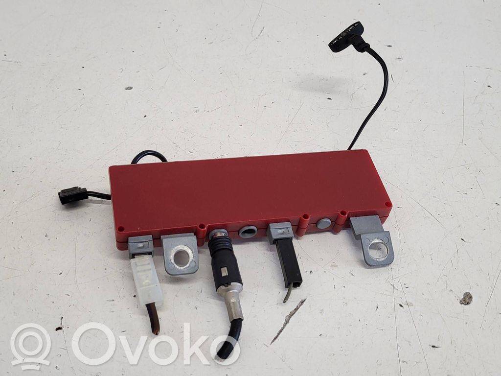 Saab 9-5 Antenos stiprintuvas 