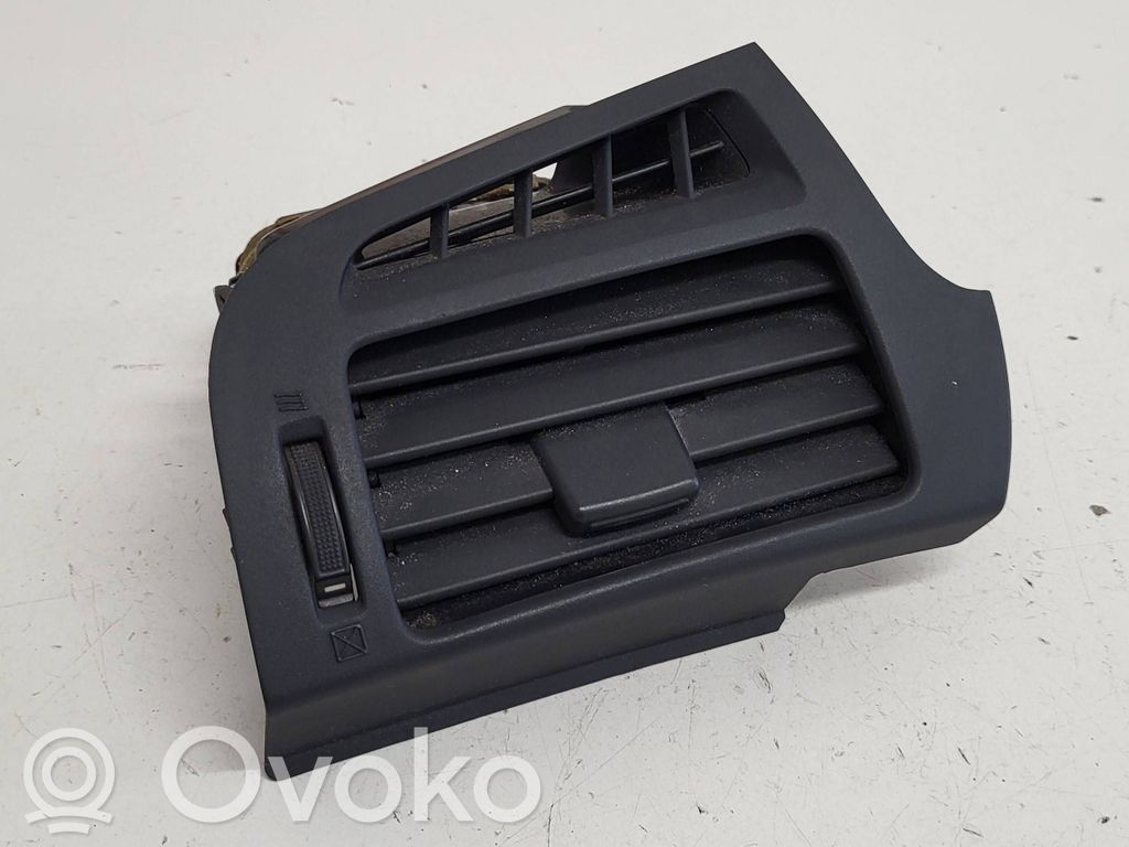 Toyota Verso Sānu gaisa režģis 