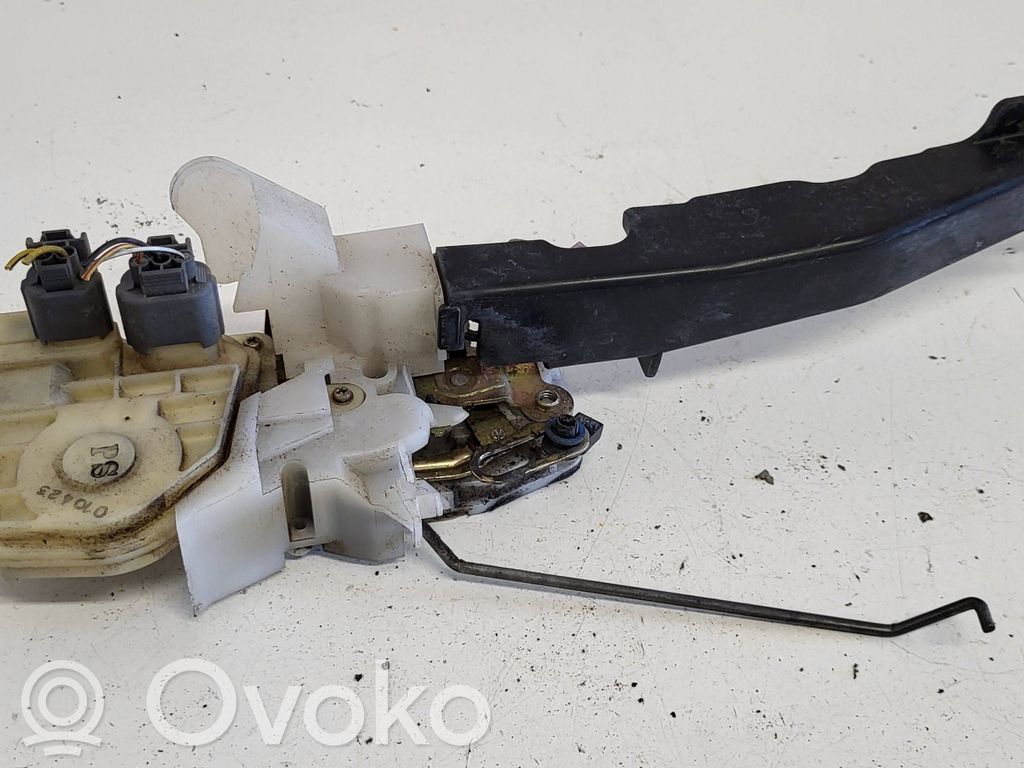 Honda Stream Front door lock 