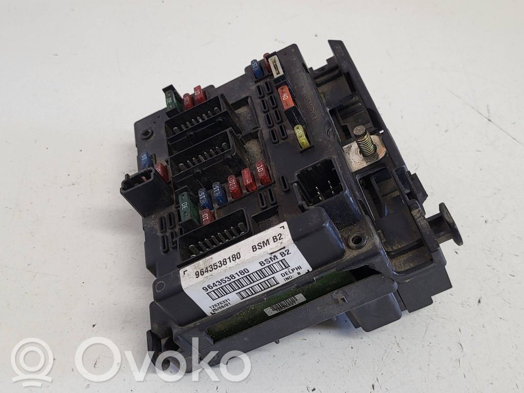 Peugeot 307 Fuse module 