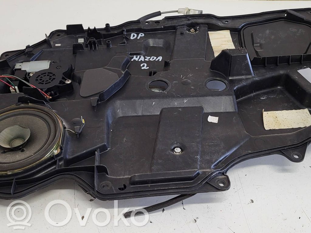 Mazda 2 Front door window regulator with motor 