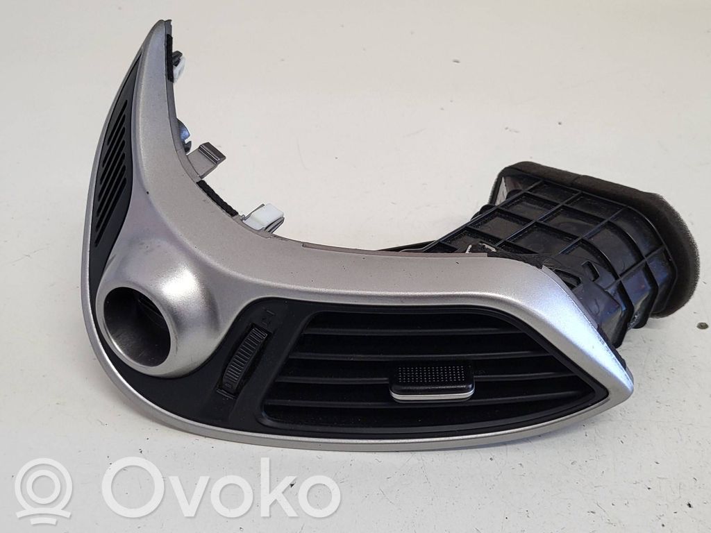 Hyundai ix35 Boczna kratka nawiewu deski rozdzielczej 