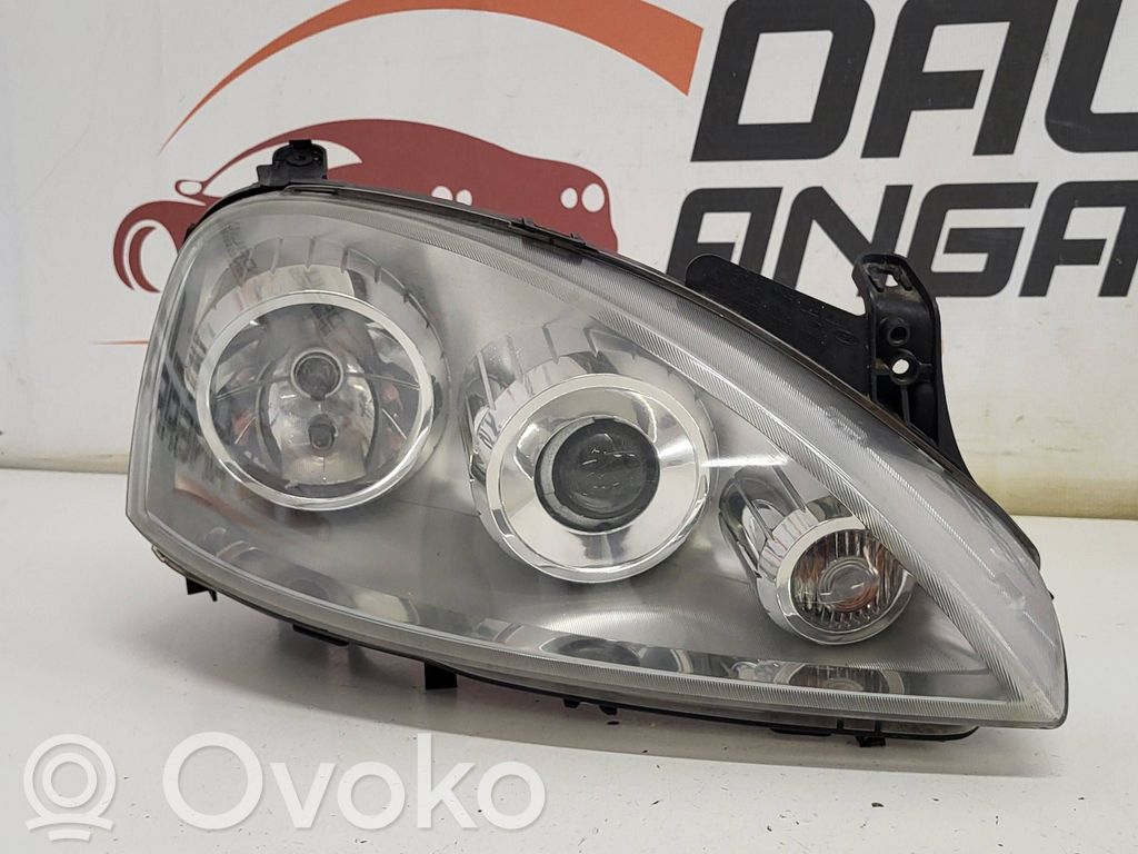 Opel Corsa C Priekinis žibintas 