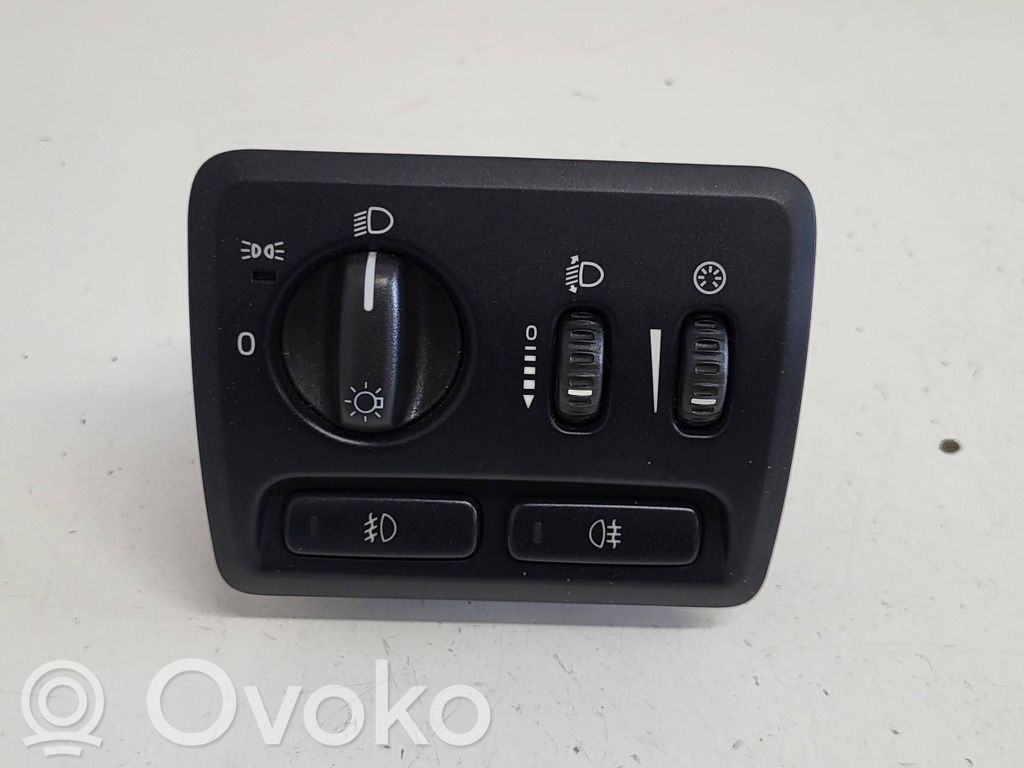Volvo V70 Light switch 