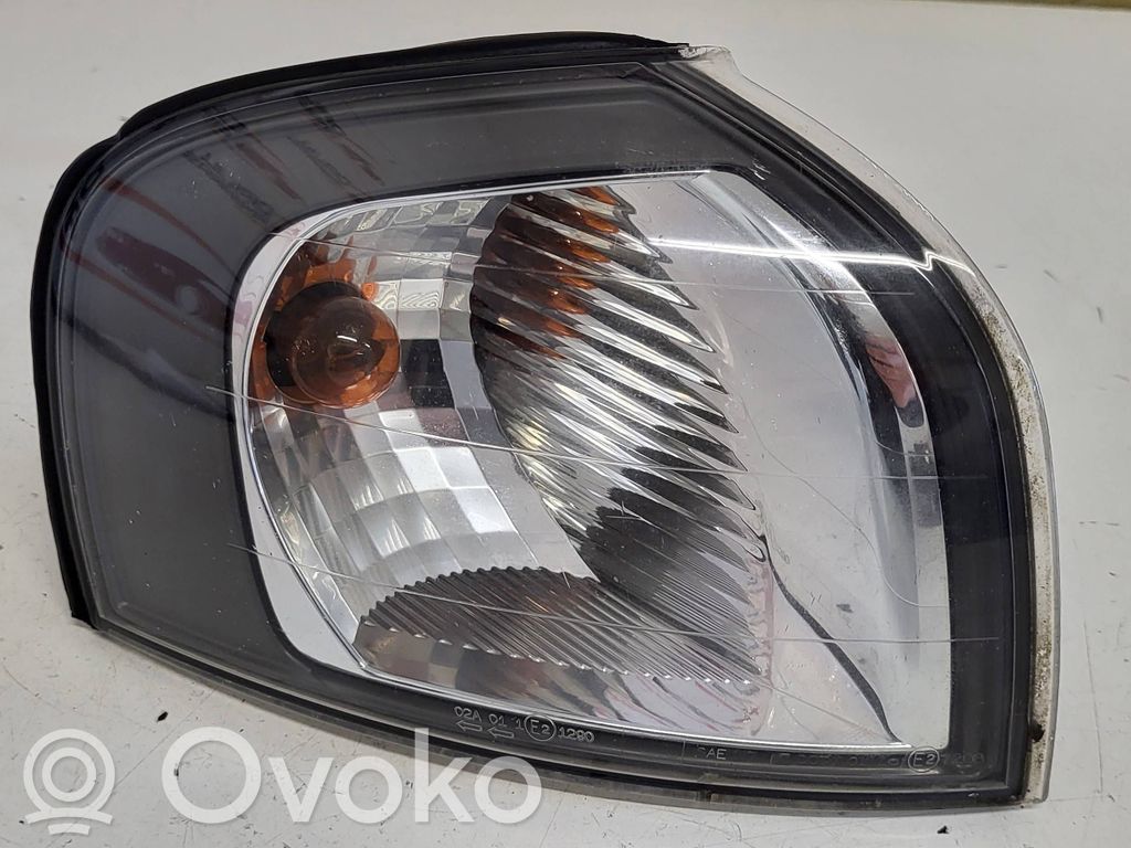 Volvo S80 Front indicator light 