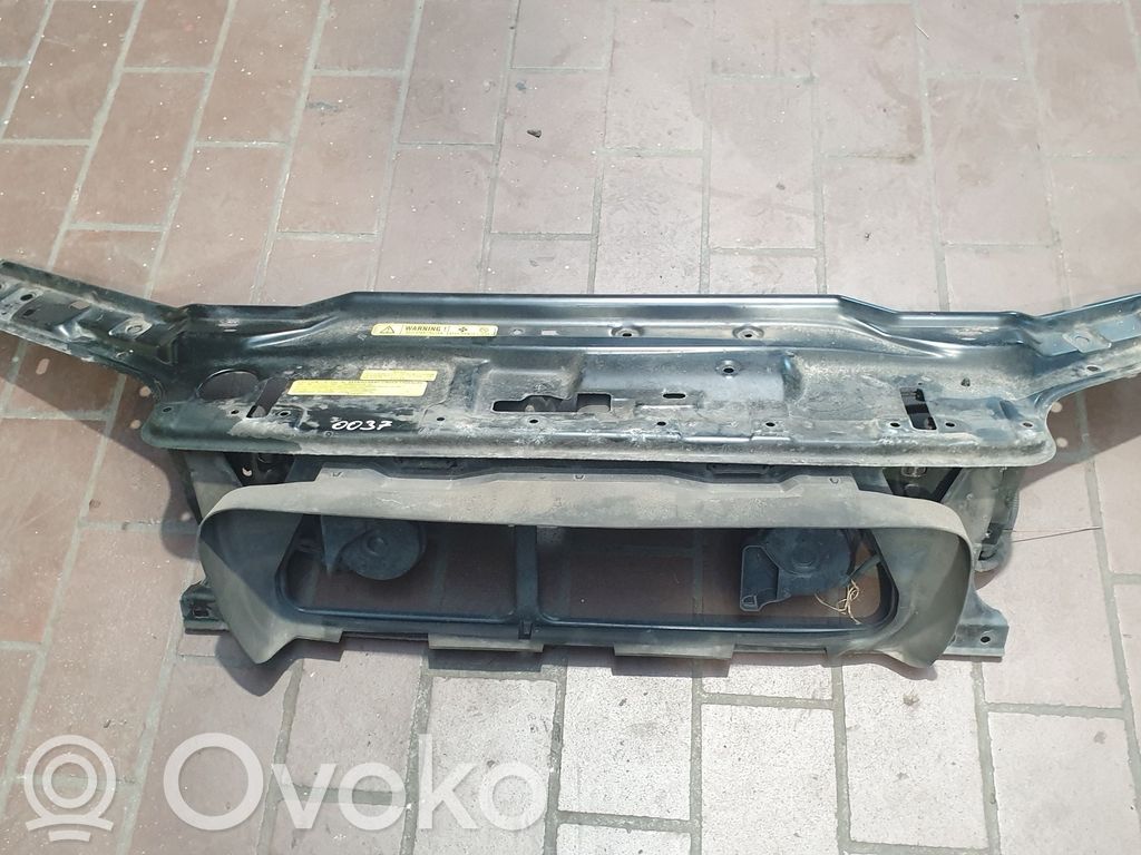 Volvo S60 Ylempi jäähdyttimen ylätuen suojapaneeli 