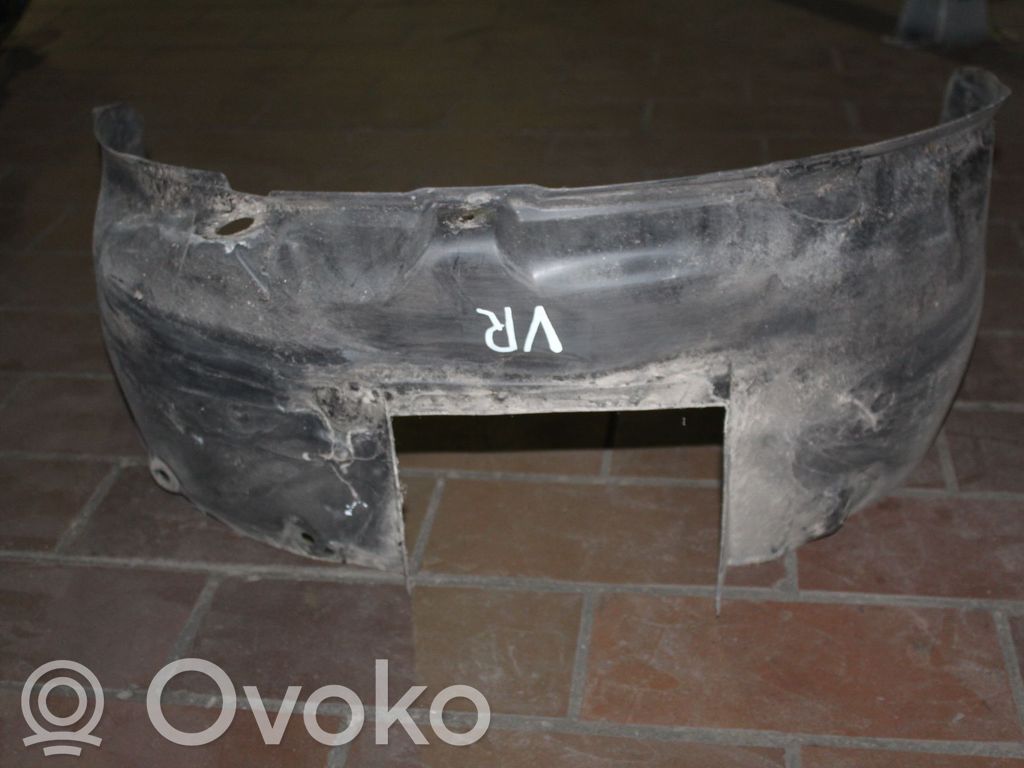 Opel Corsa C Nadkole przednie 
