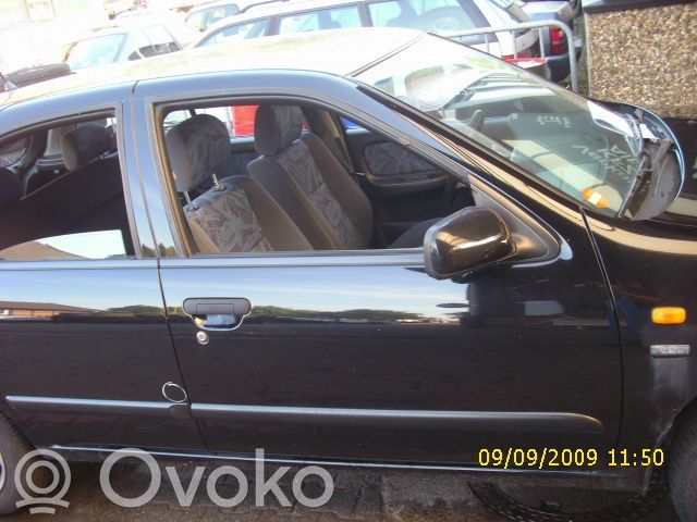 Nissan Almera Tür vorne